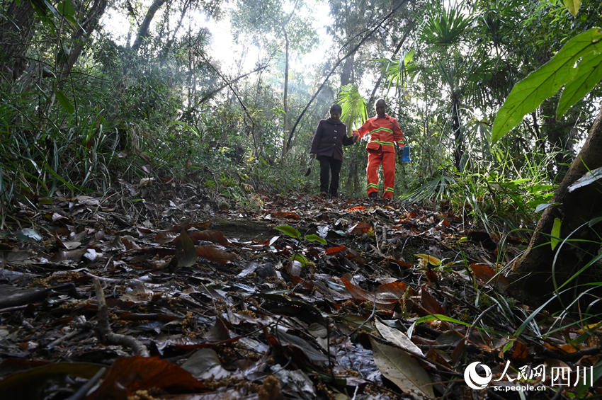 夏開(kāi)桂和妻子田明容。韋小梅攝