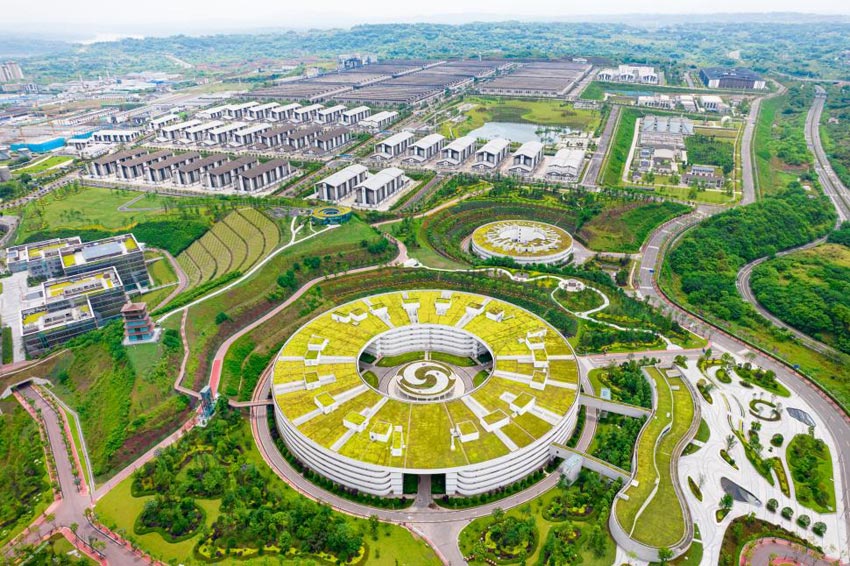 瀘州老窖黃艤釀酒生態(tài)園。瀘州老窖集團供圖