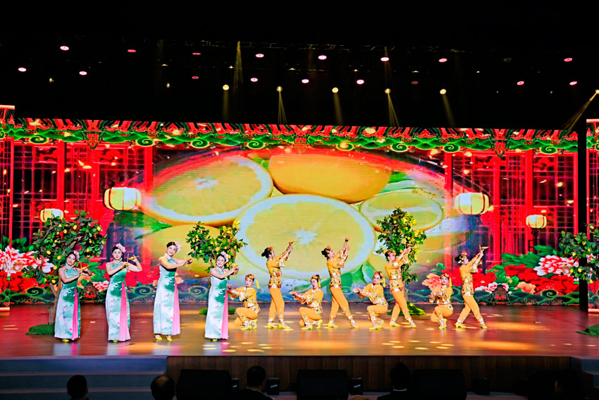 檸檬主題文藝節(jié)目表演。安岳縣委宣傳部供圖