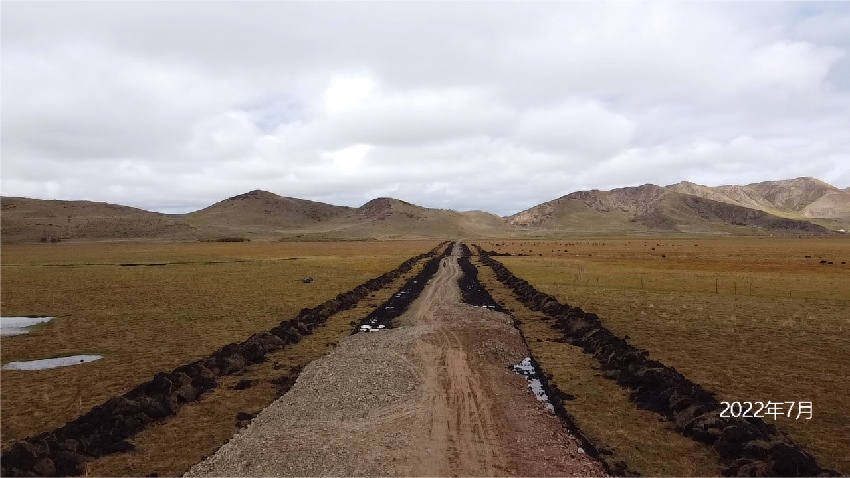 濕地修復前。四川省自然資源廳供圖