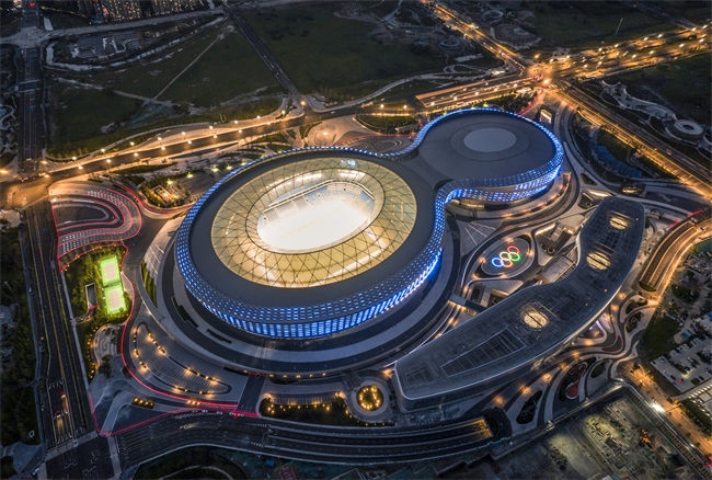 航拍夜景。鳳凰山體育公園供圖