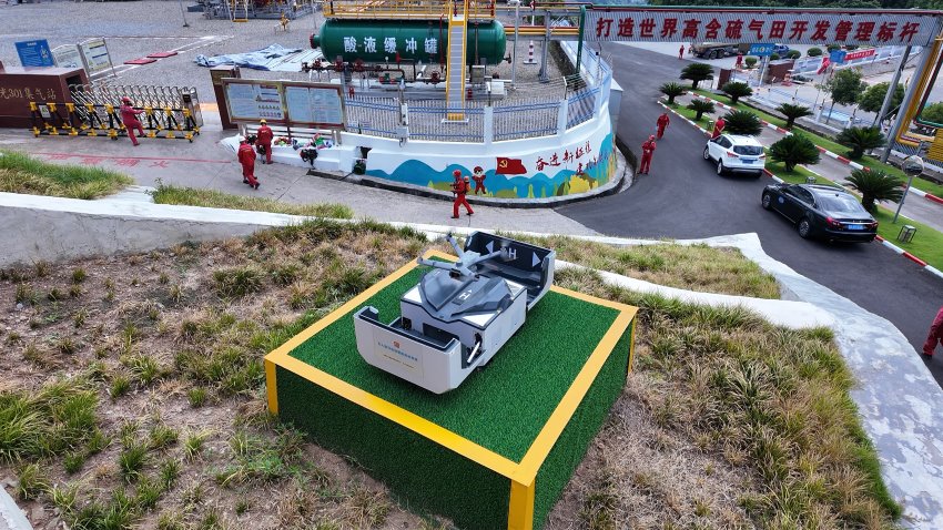 ?？吭跓o人值守機(jī)場的智能巡檢無人機(jī)。實習(xí)生 張皓馨攝